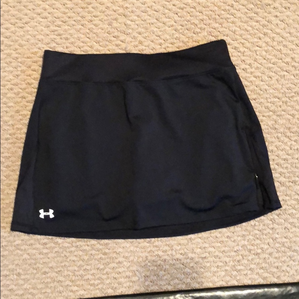 Woman’s Under Armour skort